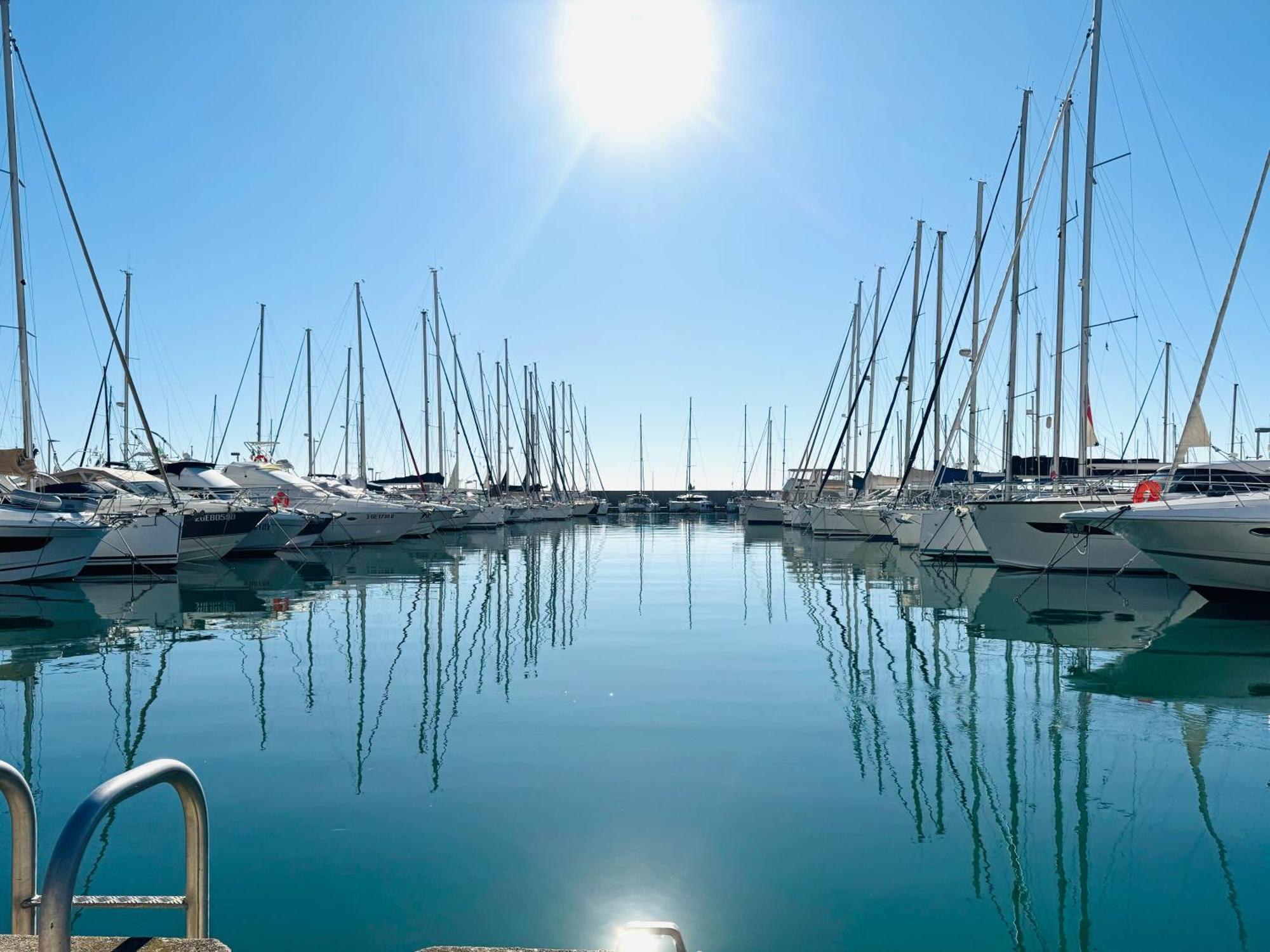 Les Rivages 2P Terrasse Parking Apartman Menton Kültér fotó