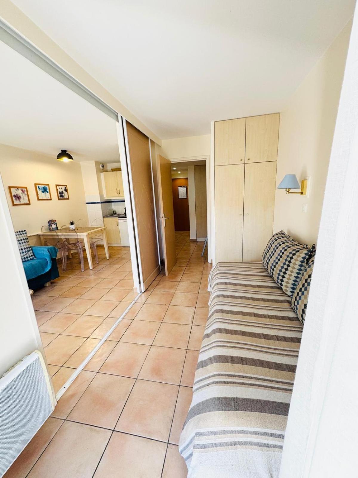 Les Rivages 2P Terrasse Parking Apartman Menton Kültér fotó