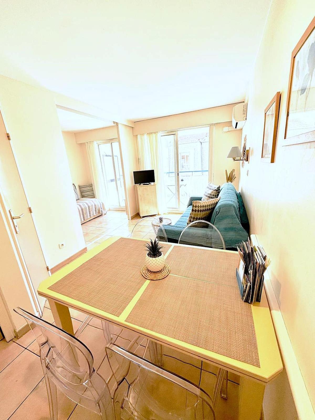 Les Rivages 2P Terrasse Parking Apartman Menton Kültér fotó
